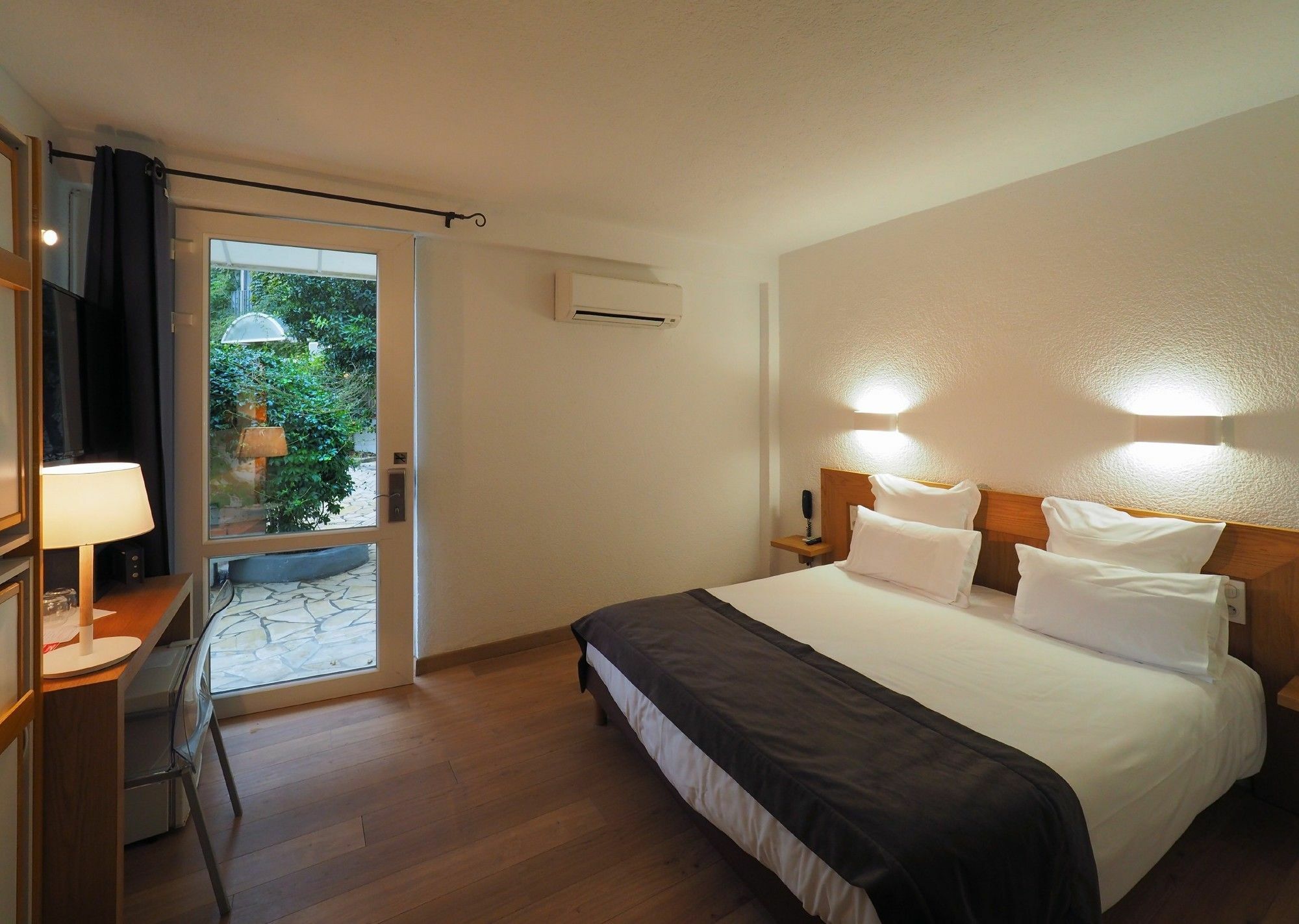 Les Elmes - Hotel, Spa & Plage Privee Banyuls-sur-Mer Exteriör bild